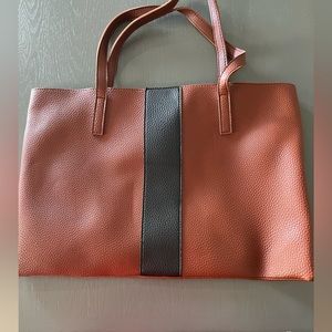 Vince Camuto tote